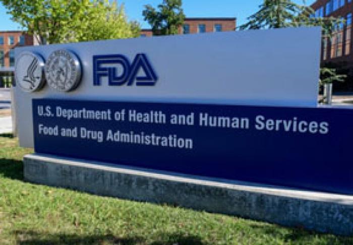 FDA A LUAT O DECIZIE CU PRIVIRE LA DISPOZITIVUL DE ÎNCĂLZIRE A TUTUNULUI. ACESTA A OBȚINUT STATUTUL DE PRODUS CU RISC REDUS