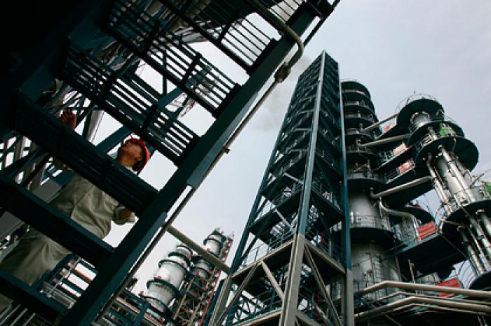 Китай задумал обвалить цены на нефть