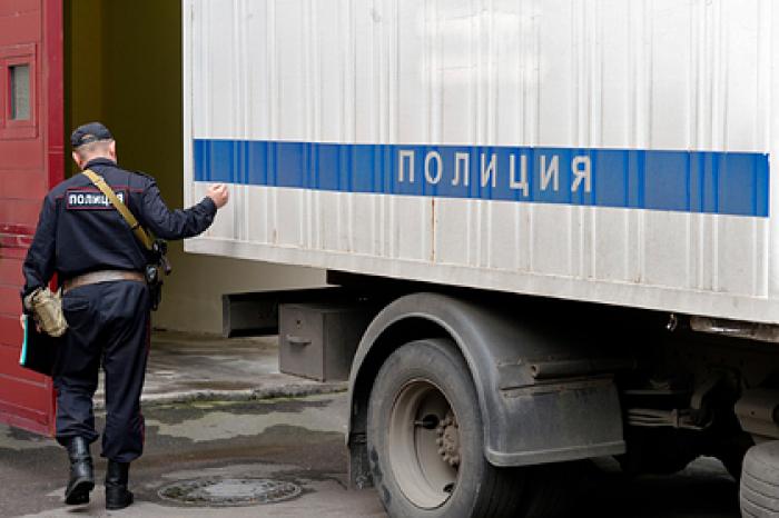 Лейтенанта российской полиции и сына полковника заподозрили во взяточничестве