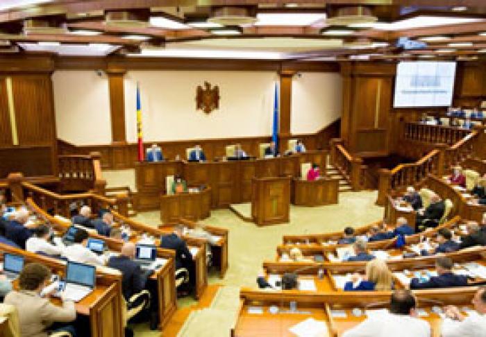 ​MOŢIUNEA DE CENZURĂ ÎMPOTRIVA GUVERNULUI A FOST RESPINSĂ