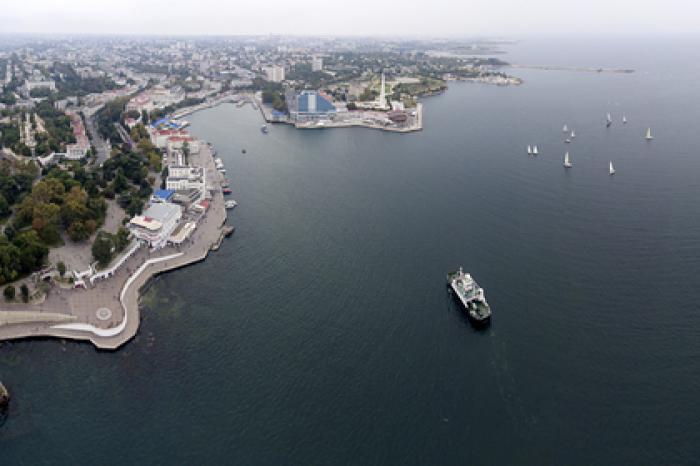 Названы российские курорты с самым теплым морем
