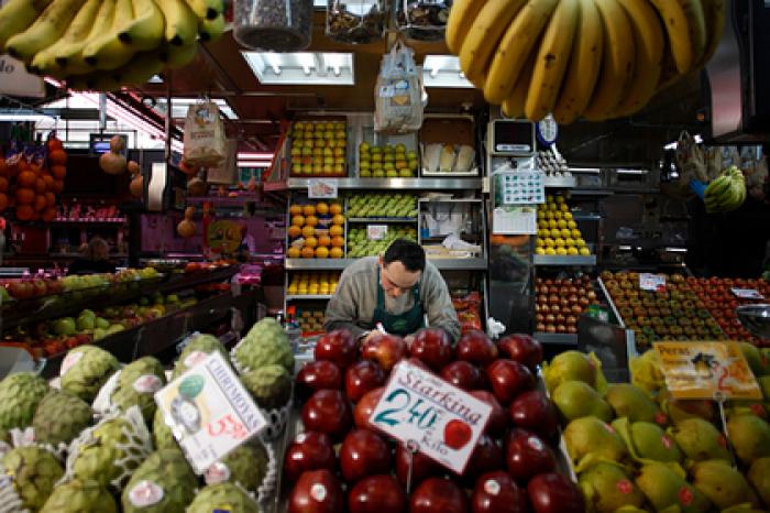 Названы сохраняющие молодость кожи продукты