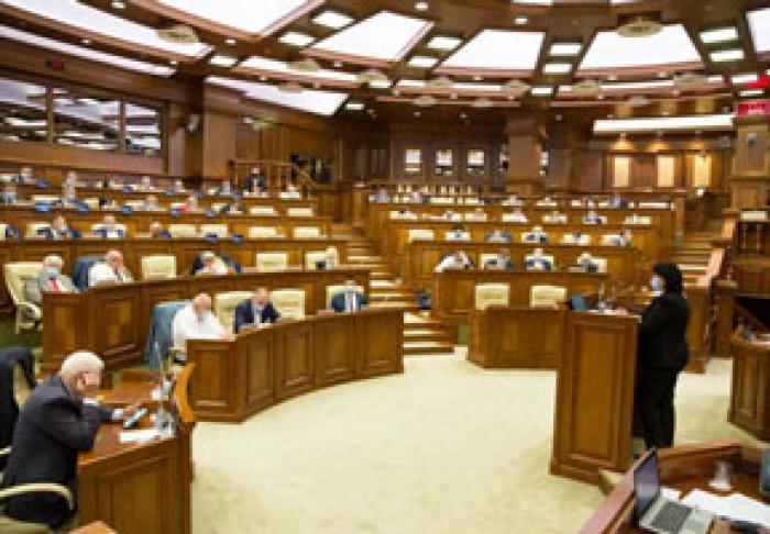 PARLAMENTUL NU A SPRIJINIT INIŢIATIVA OPOZIŢIEI DE MOŢIUNE ÎMPOTRIVA MINISTRULUI SĂNĂTĂŢII