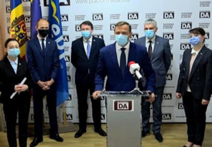 PLATFORMA DA A FĂCUT BILANŢUL ACTIVITĂŢII SALE ÎN SESIUNEA DE PRIMĂVARĂ-VARĂ A PARLAMENTULUI