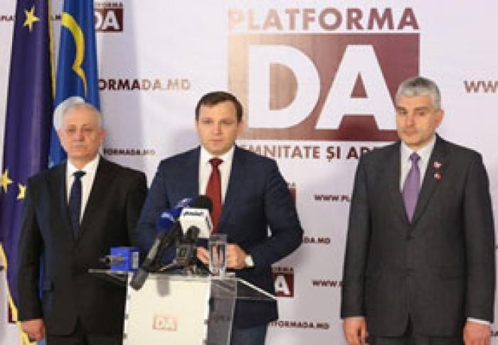 PLATFORMA DA SUSŢINE CĂ VA FACE TOT POSIBILUL PENTRU DEMITEREA GUVERNULUI ION CHICU