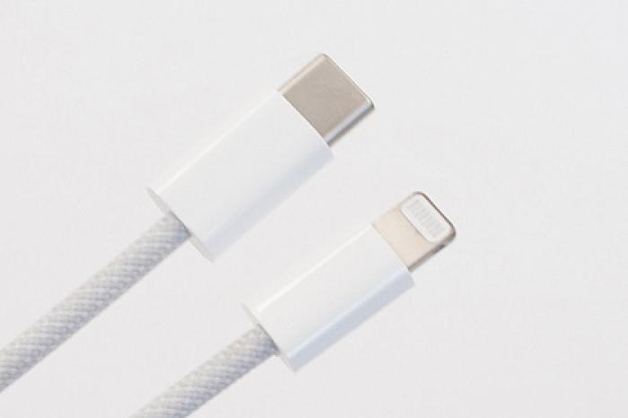 Раскрыта неубиваемая зарядка для iPhone 12