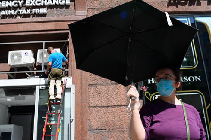 Россиянам дали советы по работе в жару