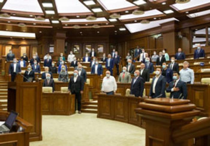 S-A ÎNCHEIAT SESIUNEA DE PRIMĂVARĂ-VARĂ A PARLAMENTULUI MOLDOVEI