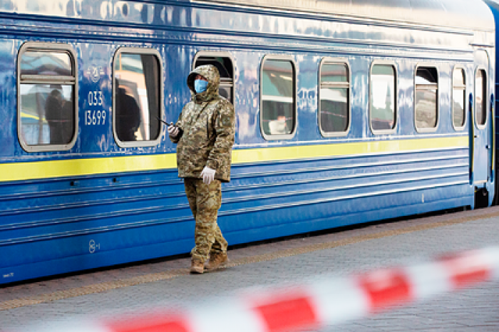Стало известно об ажиотажном интересе украинцев к поездкам в Россию
