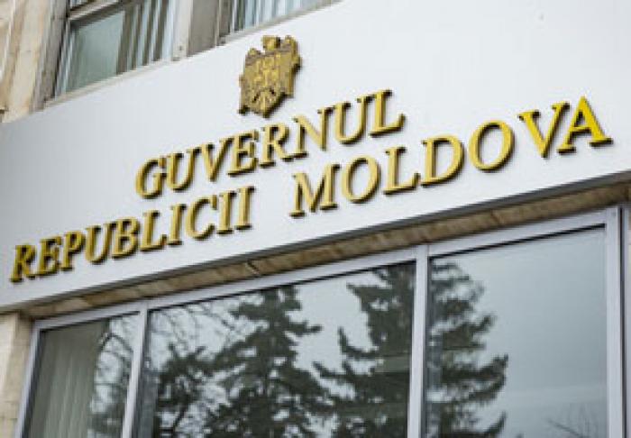 ​SUPLIMENTAR LA MODIFICĂRILE BUGETULUI, GUVERNUL ŞI-A ASUMAT RĂSPUNDEREA ŞI PENTRU ALTE TREI LEGI