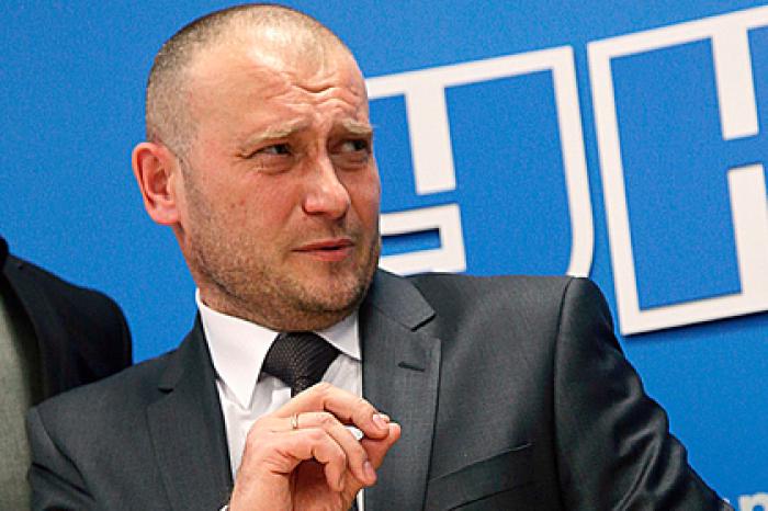 Ярош пригрозил «перестрелять» выступающих за прекращение войны в Донбассе