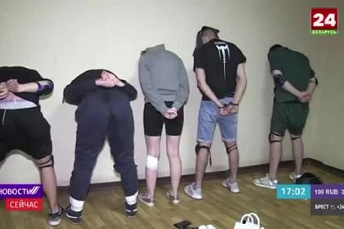 Белорусам показали раскаявшуюся революционную молодежь