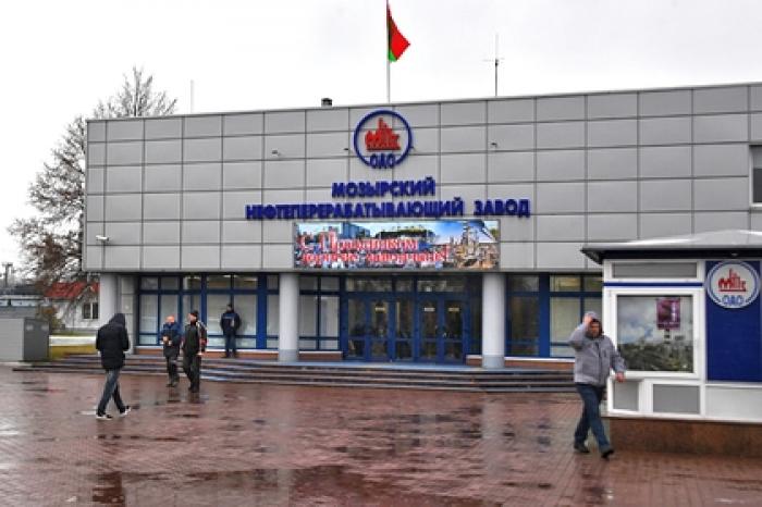 Белоруссия повысила экспортные пошлины на нефть