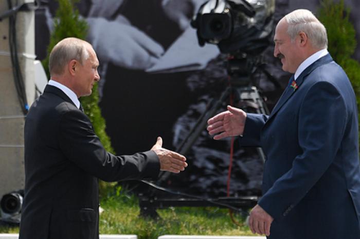 Лукашенко рассказал о письме Путина на пяти страницах