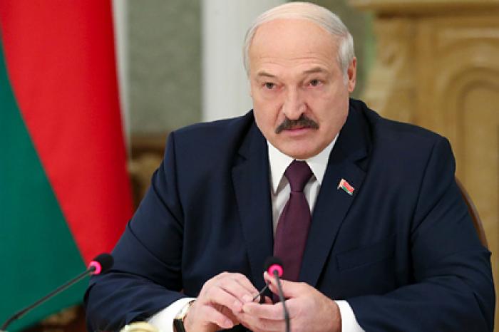 Лукашенко высказался об украинских корнях и разговоре с Шойгу