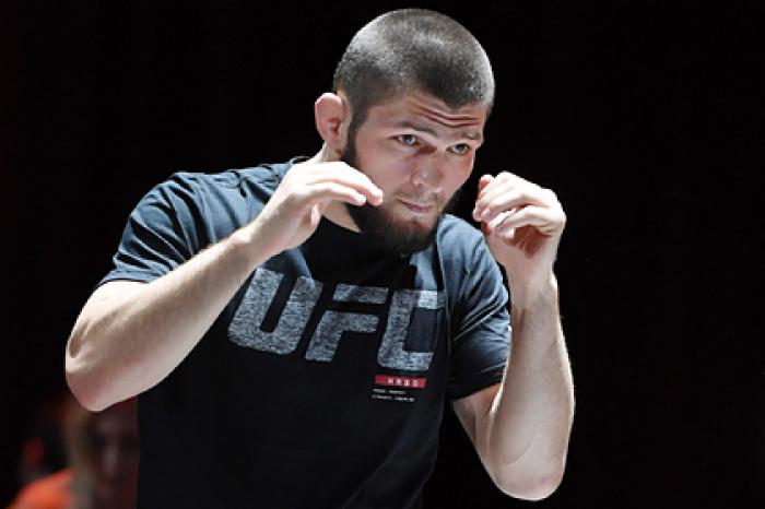 Назван заработок Нурмагомедова в UFC
