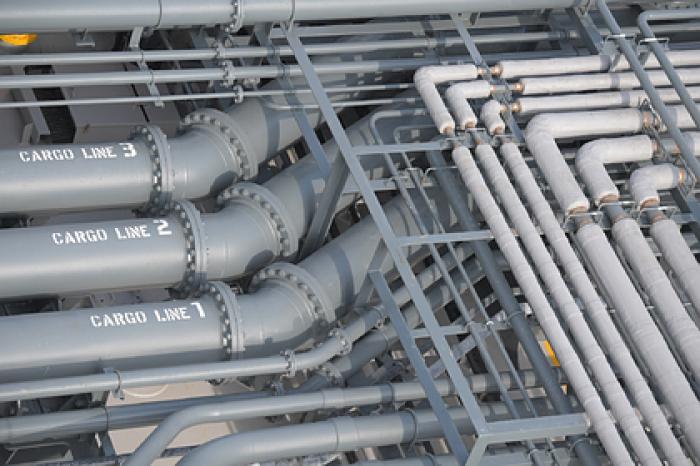 Предприятия Арктики захотели перевести с нефти на газ