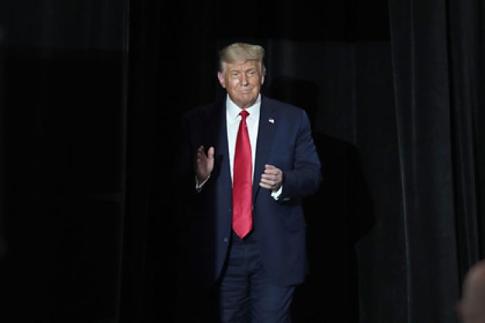 Трамп нанес мощный удар по китайским компаниям