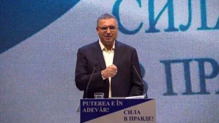 Usatîi a anunțat că va candida la prezidențiale: "Niciodată nu am fost sluga cuiva. Sunt gata să fiu doar sluga poporului."