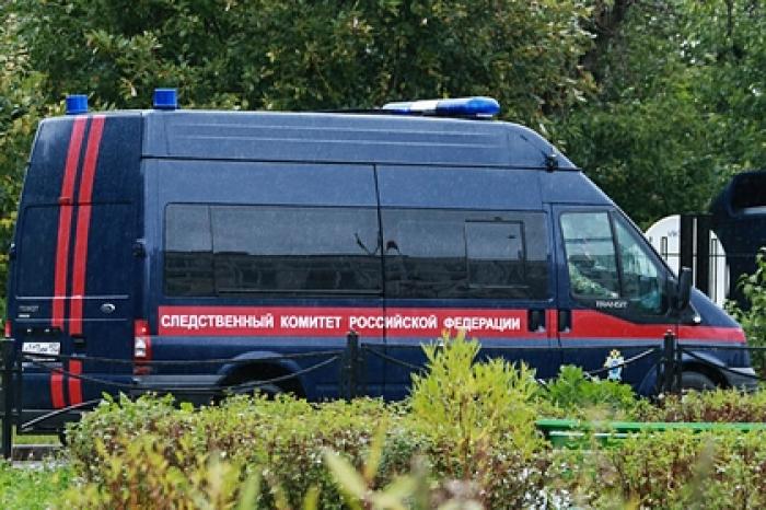 В российском регионе люди провалились в выгребную яму и погибли