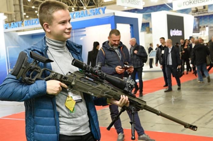 Названо число легально вооружившихся украинцев