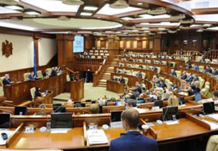 PARLAMENTUL A RATIFICAT MEMORANDUMUL CU UE PRIVIND ASISTENȚA MARCOFINANCIARĂ DE 100 DE MILIOANE DE EURO