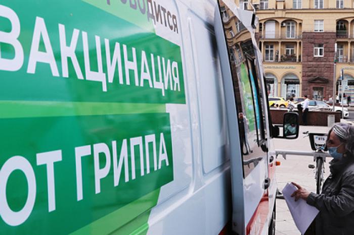 Прививку от гриппа в первую неделю вакцинации сделали более 350 тысяч москвичей