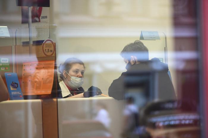 Россияне не вернули долги на триллион рублей
