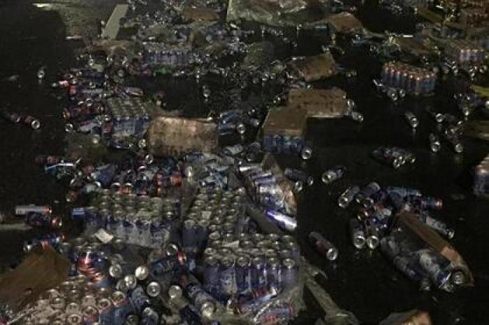Российские водители встали в 30-километровую пробку из-за банок с пивом