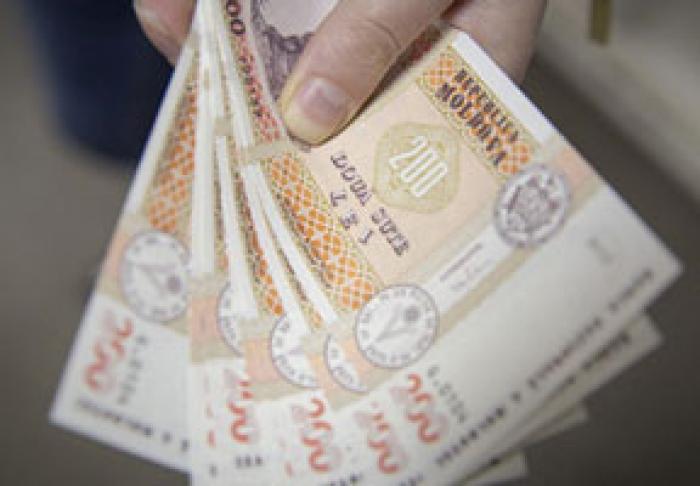 SUMA PLĂŢILOR INFORMALE ÎN ŞCOLILE DIN MOLDOVA DEPĂŞEŞTE 780 MLN. LEI PE AN