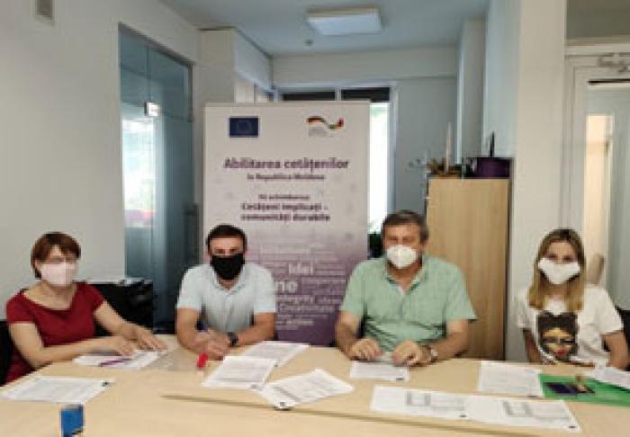 UNIUNEA EUROPEANĂ A ACORDAT ASOCIAŢIILOR OBŞTEŞTI GRANTURI PENTRU DEZVOLTAREA REGIUNII CENTRU