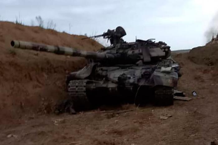 Армения заявила о подбитом танке Т-90С Азербайджана