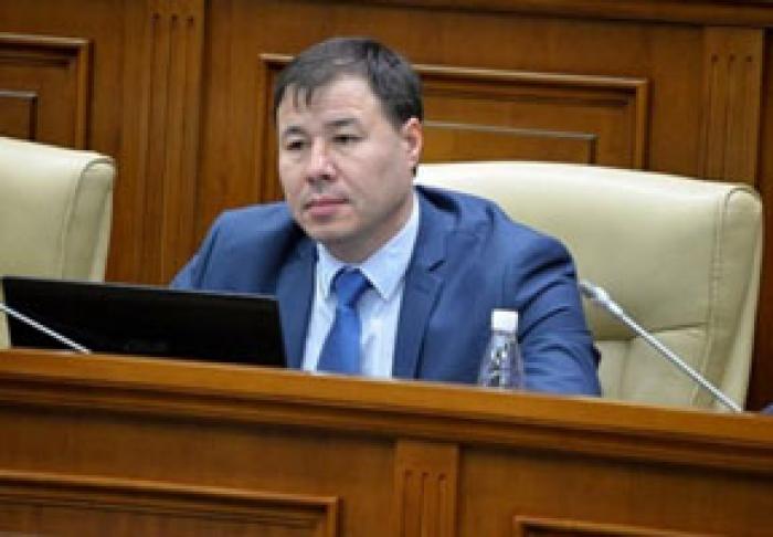 BOGDAN ȚÎRDEA A ÎNDEMNAT SIS-UL SĂ VERIFICE INFORMAȚIILE CU PRIVIRE LA „POLIT-TEHNOLOGII ROMÂNI, CARE O CONSULTĂ PE MAIA SANDU ȘI RENATO USATÎI”