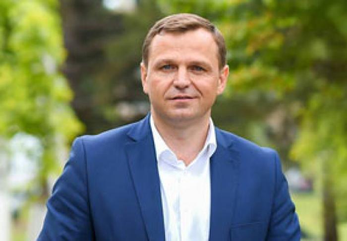 CANDIDATUL LA PREŞEDINŢIE ANDREI NĂSTASE FACE APEL LA ELECTORATUL UNIONIST, PROMIŢÂND ALEGĂTORILOR APROPIEREA MOLDOVEI DE ROMÂNIA