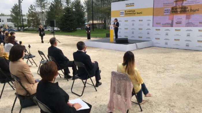 Candidatul PAS, Maia Sandu, s-a lansat în campania prezidențială: Este vremea ca oamenii buni să facă un pas în față