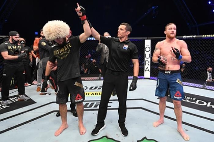 Глава UFC рассказал о переломе Нурмагомедова перед боем с Гейджи