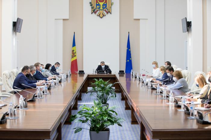 Ion Chicu: ”Copiii trebuie să beneficieze de un meniu variat, care să le asigure o creștere sănătoasă”