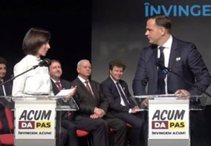 LIDERUL PLATFORMEI „DA” A ÎNDEMNAT PARTIDUL PAS LA UNIREA CELOR DOUĂ PARTIDE ÎN BLOCUL ACUM