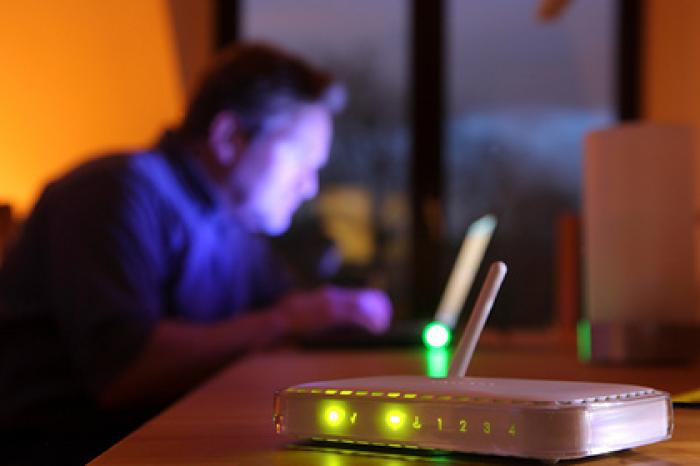 Мужчина поделился с соседом паролем от Wi-Fi и чуть не попал в тюрьму