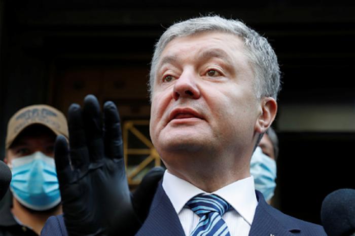 Порошенко обвинили в поставке боеприпасов сирийским боевикам