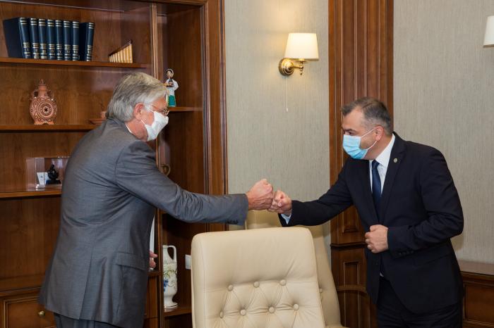 Prim-ministrul Ion Chicu s-a întâlnit cu E.S. Sándor Szabó, Ambasadorul Ungariei
