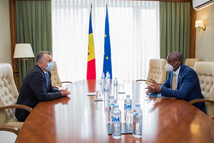 Prim-ministrul Ion Chicu a discutat cu Ambasadorul SUA, Dereck J. Hogan