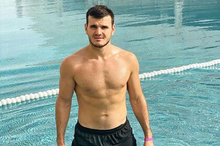 Российского бойца уволили из UFC