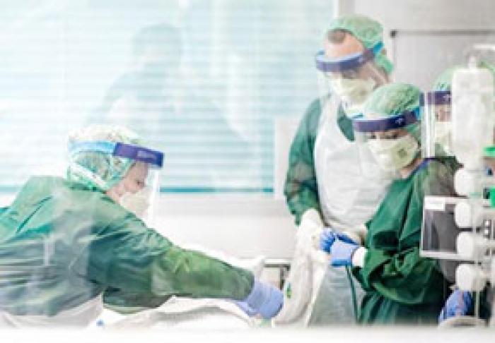 SĂPTĂMÂNA TRECUTĂ, RATA RĂSPÂNDIRII INFECȚIEI COVID-19 A SCĂZUT, DAR RATA MORTALITĂȚII A CRESCUT
