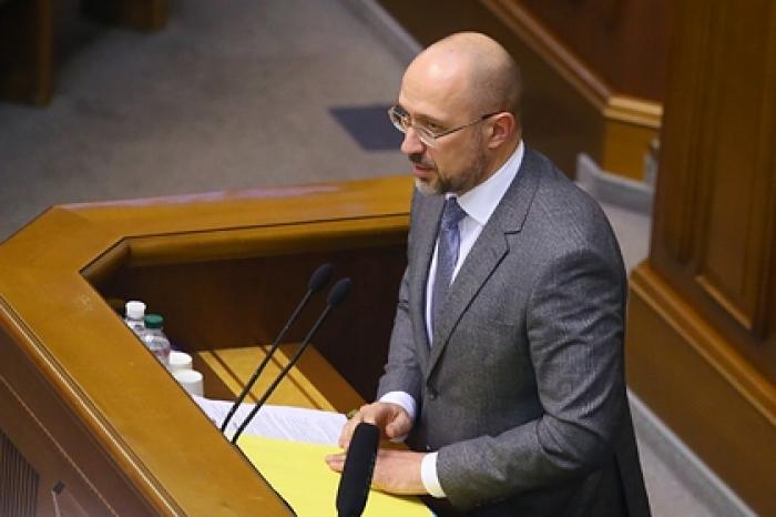 Украинцев предупредили об отмене пенсий в будущем