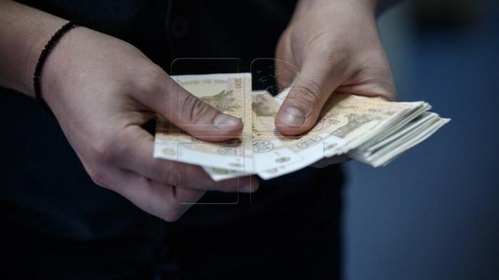 Venituri versus cheltuieli ale candidaților la prezidențiale. Cine a acumulat mai mulți bani în fondul electoral