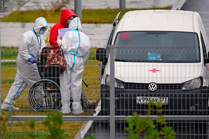 В России оценили риск появления агрессивного варианта коронавируса