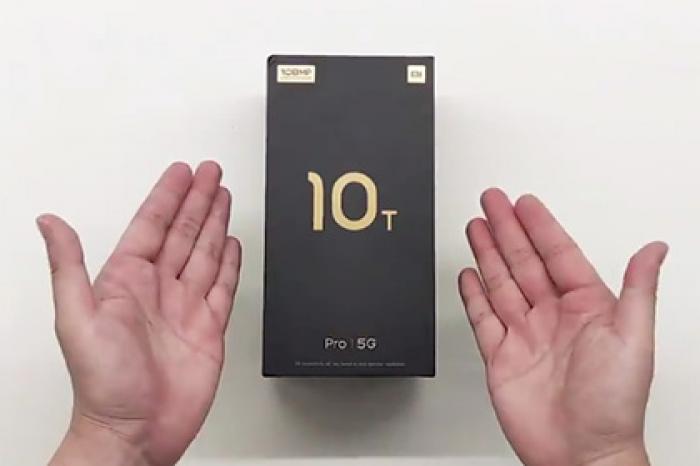 Xiaomi высмеяла Apple за iPhone 12
