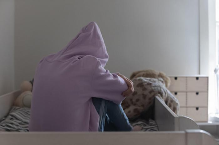 Девушка впервые встретила родителей и лишила их сна историей своей жизни
