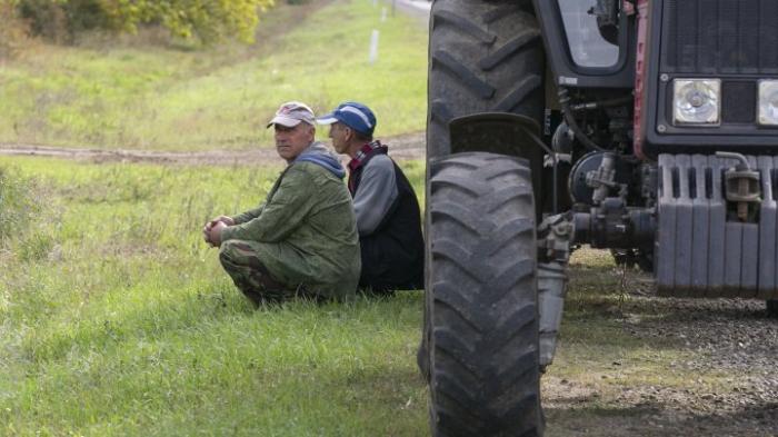 Moldova va împrumuta bani ca să acorde credite agricultorilor din țara noastră